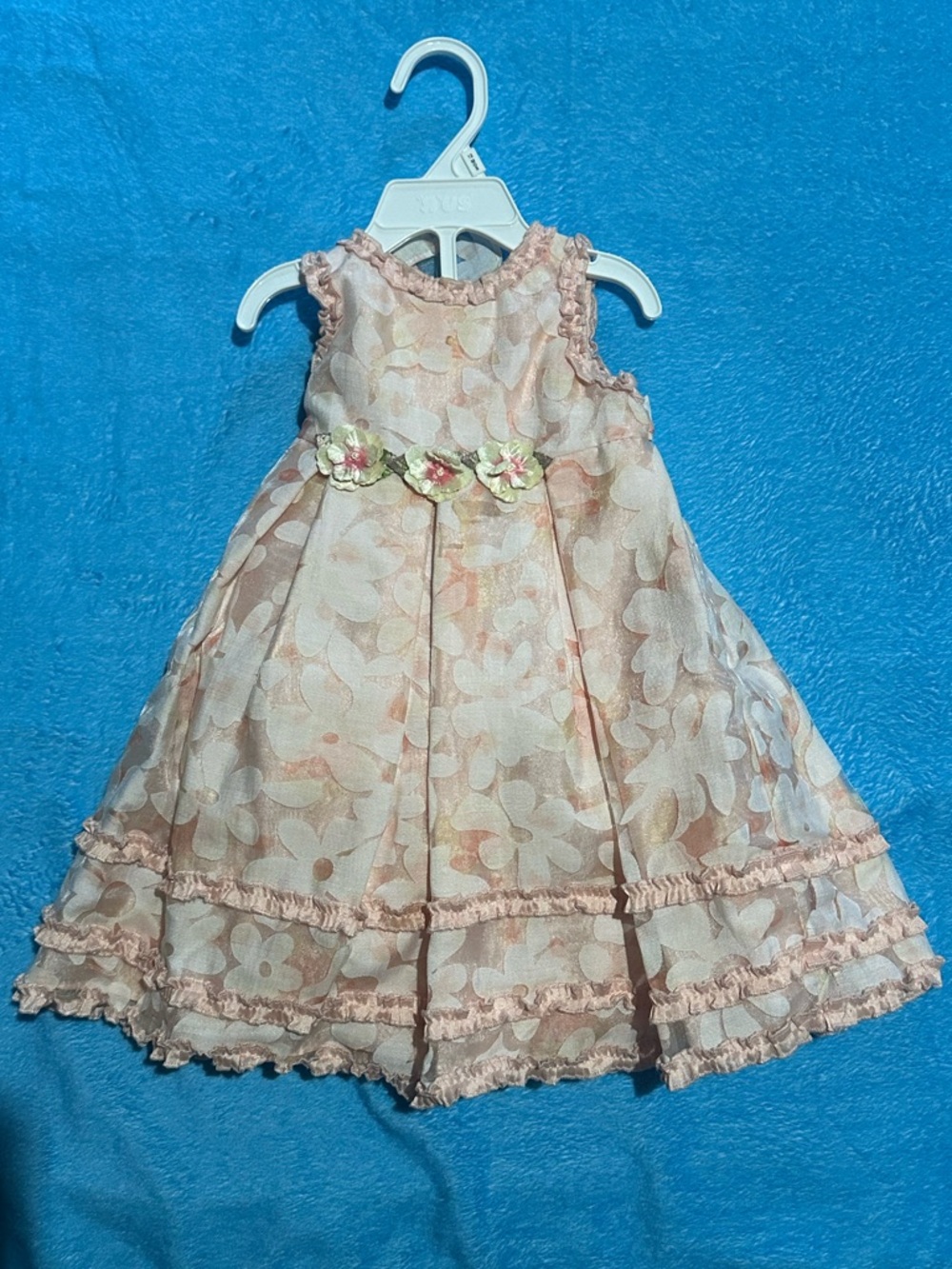 Size 12M Girls Peach dress with white flower print & Satin Bloomers